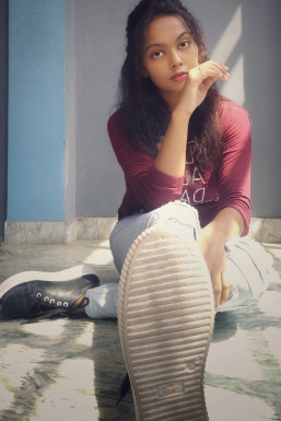 Shalini Varshney - Model in Aligarh | www.dazzlerr.com