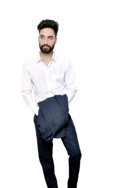 Ishfaq Malik - Model in Lucknow | www.dazzlerr.com