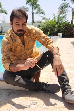 Amit Jalodiya - Actor in Bhopal | www.dazzlerr.com
