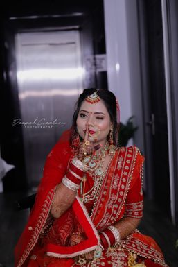 Deepak Prajapati - Photographer in Begum Pur | www.dazzlerr.com