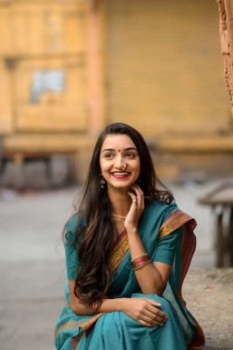 Sarika Ajay Kale - Model in Nashik | www.dazzlerr.com