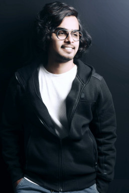 Abhishek Bagade - Dancer in Pune | www.dazzlerr.com