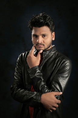 Sushil Kumarr - Model in Delhi | www.dazzlerr.com