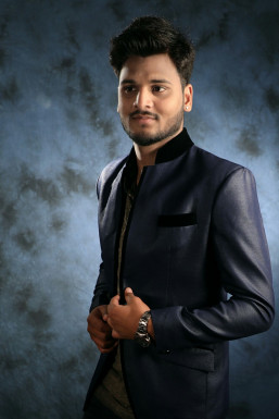 Sushil Kumarr - Model in Delhi | www.dazzlerr.com