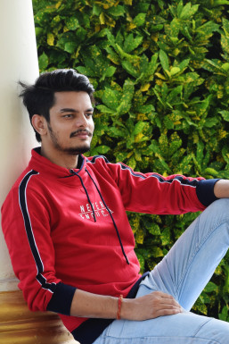 Abhishek Chaturvedi - Model in Bangalore | www.dazzlerr.com