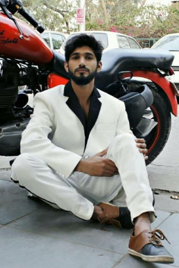 Mayank Gujjar - Model in Delhi | www.dazzlerr.com