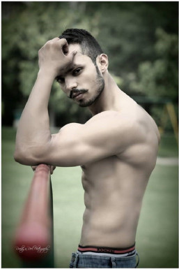 SAURABH DAGAR - Model in Delhi | www.dazzlerr.com