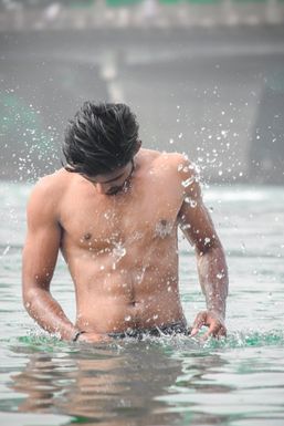 Adarsh Tiwari - Model in Rewa | www.dazzlerr.com
