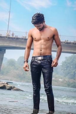 Adarsh Tiwari - Model in Rewa | www.dazzlerr.com