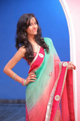 Aashna Kathpalia - Model in Delhi | www.dazzlerr.com