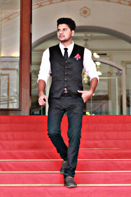 Tamim Siddiqui - Actor in Tuljapur | www.dazzlerr.com