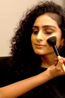 Gausiya Shaikh - Makeup Artist in Khopoli | www.dazzlerr.com