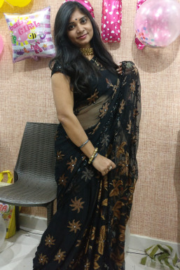 Shivani Porwal  - Actor in  | www.dazzlerr.com