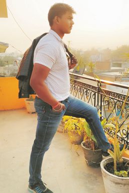 Sarwan Kumar - Model in Kanpur | www.dazzlerr.com