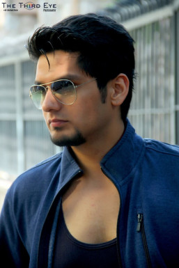 Karan Srivastava - Model in Delhi | www.dazzlerr.com