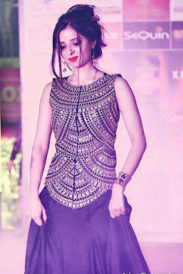 Disha Rajyan - Model in Delhi | www.dazzlerr.com
