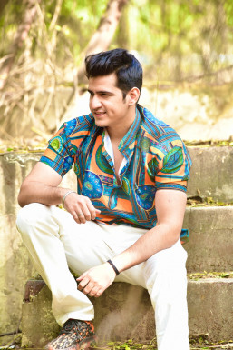 Prateek Saluja - Actor in Mumbai | www.dazzlerr.com