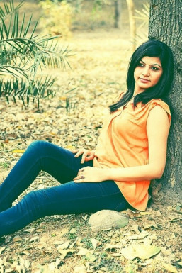 Chetna - Model in Delhi | www.dazzlerr.com