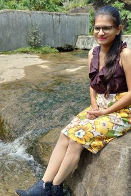 Pooja Dave - Model in Mahesana | www.dazzlerr.com