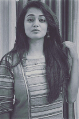 Steffi Cyrill - Model in Delhi | www.dazzlerr.com