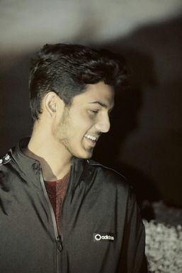 Rishabh Kaushik - Actor in Delhi | www.dazzlerr.com