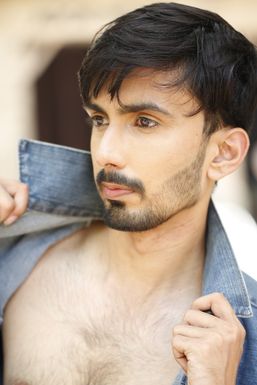 Ashish Joshi - Model in Mumbai | www.dazzlerr.com