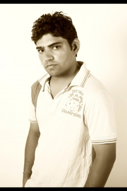 Manoj Aryan - Model in Delhi | www.dazzlerr.com