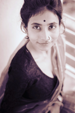 Silpi Srivastava - Actor in  | www.dazzlerr.com