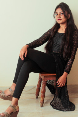 Shruti Sikha Patro - Model in Bargarh | www.dazzlerr.com