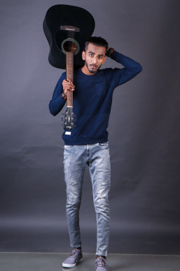 Hatim Boxwala - Model in Navi Mumbai | www.dazzlerr.com