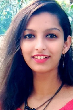 Monika Bhalerao - Model in Pune | www.dazzlerr.com