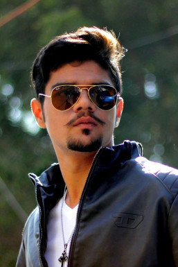 Saransh Sharma - Model in Delhi | www.dazzlerr.com