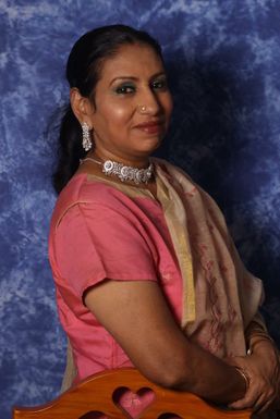 Revathi - Actor in Chennai | www.dazzlerr.com