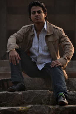 Prakash Kumar - Model in Delhi | www.dazzlerr.com