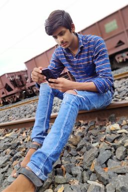 Anirudh Pal - Model in Chandrapur | www.dazzlerr.com