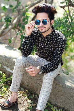 Ajay Tailor - Model in Udaipur | www.dazzlerr.com