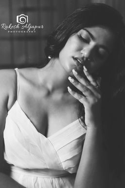 Amrutha Poojari - Model in Hyderabad | www.dazzlerr.com