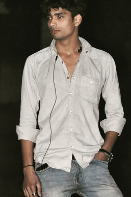 Vishal Rajput - Model in Aligarh | www.dazzlerr.com