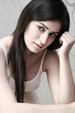 Ankita - Model in Delhi | www.dazzlerr.com