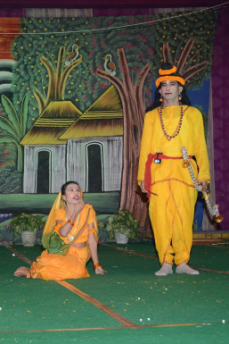 Prabha Adhikari - Model in Delhi | www.dazzlerr.com