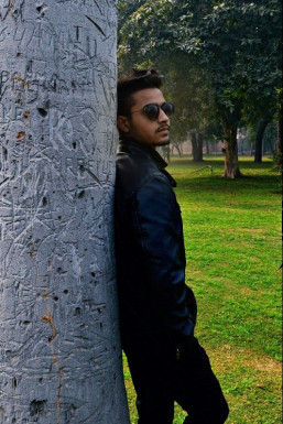 Asif Ismail - Model in Delhi | www.dazzlerr.com