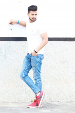 Aaditya Pandey - Model in Delhi | www.dazzlerr.com