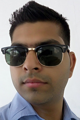 Vivek Sharma - Model in Delhi | www.dazzlerr.com