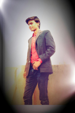 Anurag Tripathi - Model in Delhi | www.dazzlerr.com