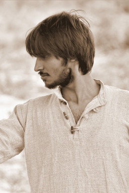 Prakash Kr. - Model in Delhi | www.dazzlerr.com
