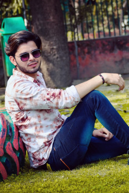 Shubham Gurjar - Model in Meerut | www.dazzlerr.com