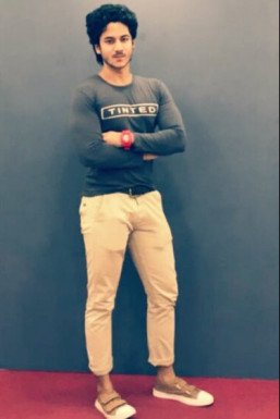
Fardeen Siddiqui - Model in Delhi | www.dazzlerr.com
