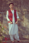 Kamran Abid - Model in -Select- | www.dazzlerr.com