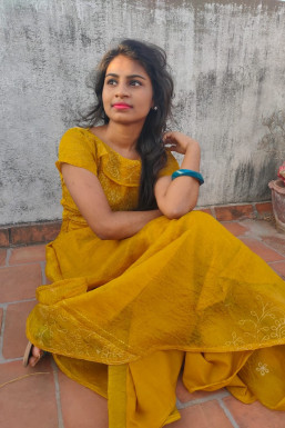 Maha Lakshmi - Model in Chennai | www.dazzlerr.com