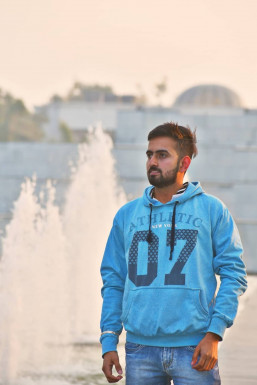 Dipesh Yadav - Model in Panchkula Urban Estate | www.dazzlerr.com